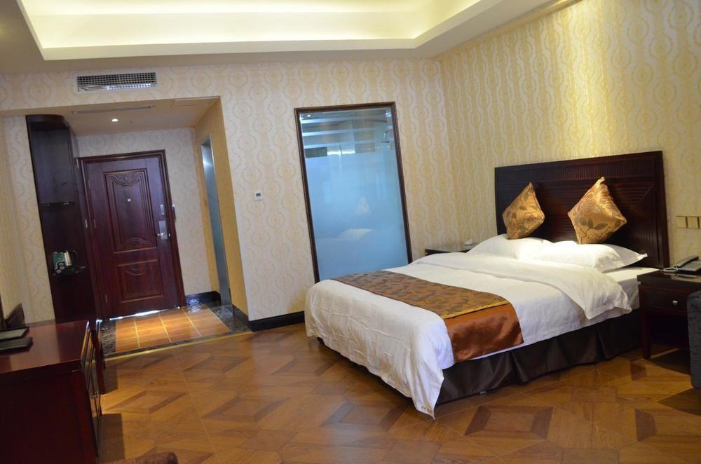 Fengyu Business Hotel Chengdú Exterior foto